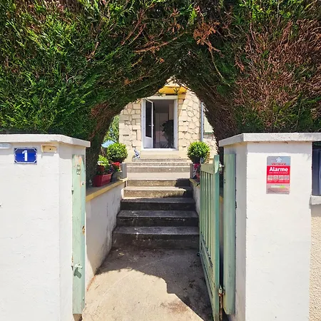 Appartement Maison Familiale Avec Jardin Caen Mémorial